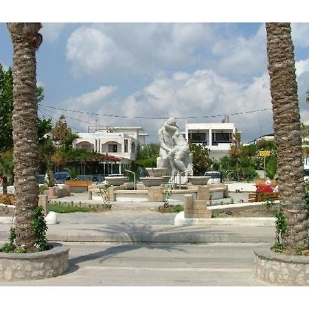 Falirala Central Faliraki Buitenkant foto