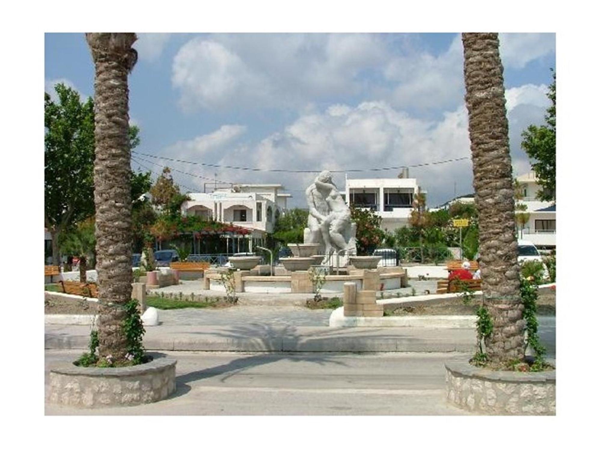 Falirala Central Faliraki Buitenkant foto